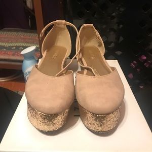 Forever 21 platform wedges